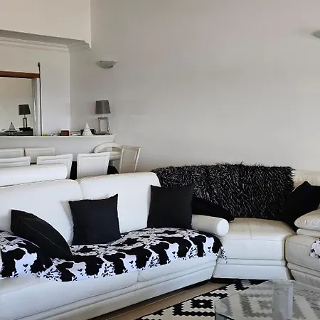 La Vague Villa