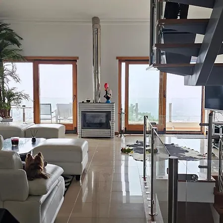 La Vague Villa Nazare